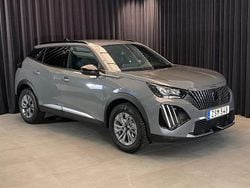Grå Begagnad 2024 Peugeot 2008 Allure SUV | 229 500 kr (Marknadspris)