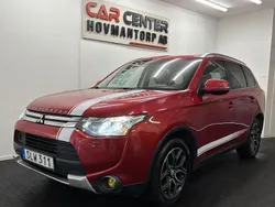 Mörkröd Begagnad 2014 Mitsubishi Outlander SUV | 99 000 kr (Marknadspris)