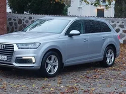 Silver Begagnad 2016 Audi Q7 SUV | 300 000 kr (Lite dyr)