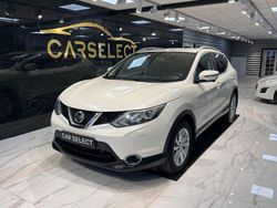 Vit Begagnad 2015 Nissan Qashqai 360º SUV | 149 800 kr (Marknadspris)