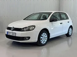 Vit Begagnad 2012 VW Golf Halvkombi | 69 900 kr (Marknadspris)