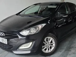Svart Begagnad 2014 Hyundai i30 Sport Halvkombi | 59 900 kr (Marknadspris)