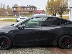 Begagnad 2023 Tesla Model Y Performance SUV | 360 000 kr (Bra pris)