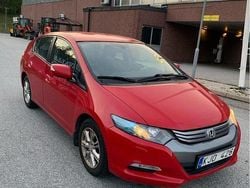 Röd Begagnad 2011 Honda Insight Halvkombi | 85 000 kr