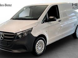 Vit (white) Ny 2025 Mercedes Vito Minibuss | 638 525 kr (Marknadspris)