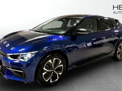 Blå (blue) Begagnad 2023 Kia EV6 3 SUV | 499 900 kr (Marknadspris)