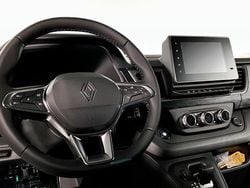 Glaciär vit Ny 2025 Renault Trafic Van | 419 800 kr (Bra pris)