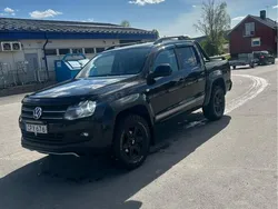 Svart Begagnad 2014 VW Amarok Canyon Pickup | 125 000 kr (Marknadspris)