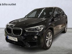 Svart Begagnad 2016 BMW X1 SUV | 120 000 kr (Lite dyr)