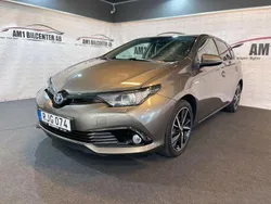 Mörkgrå Begagnad 2018 Toyota Auris Hybrid Comfort Halvkombi | 209 900 kr (Dyr)