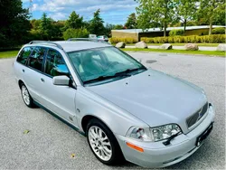 Grå Begagnad 2002 Volvo V40 Kombi | 13 000 kr (Bra pris)