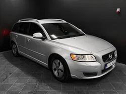 Ljusgrå Begagnad 2012 Volvo V50 Standard Kombi | 54 700 kr (Marknadspris)