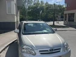 Silver Begagnad 2005 Toyota Corolla Halvkombi | 60 000 kr (Lite dyr)