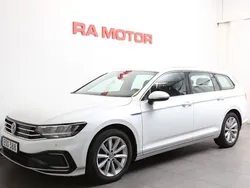 Vit Begagnad 2020 VW Passat GTE Kombi | 178 700 kr (Bra pris)
