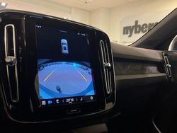 Svart Begagnad 2023 Volvo XC40 Core SUV | 339 000 kr