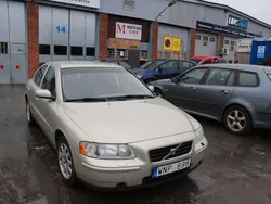 Ljusbrun Begagnad 2005 Volvo S60 Business Edition Sedan | 34 900 kr (Marknadspris)