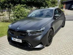 Grå Begagnad 2025 BMW M5 Sedan | 1 495 000 kr