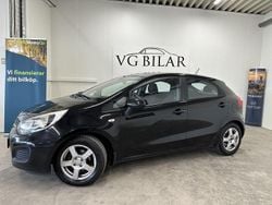 Svart Begagnad 2012 Kia Rio Halvkombi | 48 500 kr (Lite dyr)