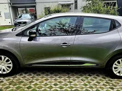 Grå Begagnad 2015 Renault Clio IV Halvkombi | 75 000 kr (Marknadspris)