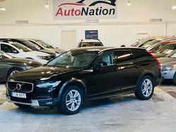 Svart Begagnad 2018 Volvo V90 CC Momentum Kombi | 234 900 kr (Marknadspris)