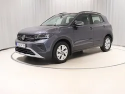 Grå (smokey grey metallic) Begagnad 2023 VW T-Cross Life SUV | 214 900 kr (Marknadspris)