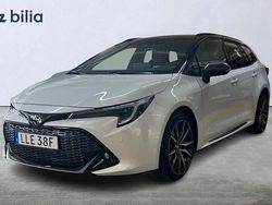 Vit Begagnad 2024 Toyota Corolla Sport Kombi | 344 900 kr (Marknadspris)