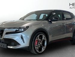 Ny 2025 Alfa Romeo Junior Veloce Halvkombi | 527 800 kr (Marknadspris)