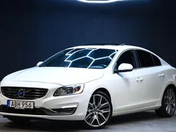 Vit Begagnad 2015 Volvo S60 Summum Sedan | 229 900 kr (Dyr)