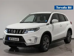 Vit Begagnad 2023 Suzuki Vitara SUV | 264 000 kr (Marknadspris)