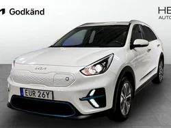 Vit (white) Begagnad 2022 Kia e-Niro Advance SUV | 269 900 kr (Marknadspris)