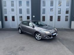 Grå Begagnad 2010 Renault Mégane III Halvkombi | 44 900 kr (Marknadspris)