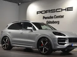 Silver Ny 2025 Porsche Cayenne S E-Hybrid SUV | 1 732 500 kr
