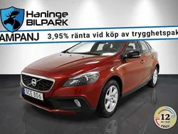 Röd Begagnad 2013 Volvo V40 CC Momentum Kombi | 149 900 kr (Marknadspris)