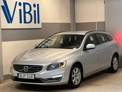 Silver Begagnad 2013 Volvo V60 Momentum Kombi | 119 900 kr (Marknadspris)