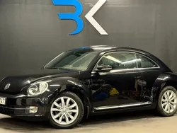Svart Begagnad 2012 VW Beetle Design Halvkombi | 89 900 kr (Marknadspris)