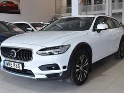 Vit Begagnad 2020 Volvo V90 CC Kombi | 309 000 kr (Marknadspris)