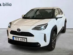 Vit Begagnad 2021 Toyota Yaris Cross Edition SUV | 284 900 kr (Marknadspris)