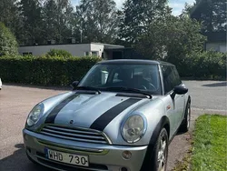 Grå Begagnad 2005 Mini Cooper Halvkombi | 42 000 kr (Marknadspris)