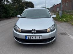 Silver Begagnad 2013 VW Golf VII Style Kombi | 85 900 kr (Marknadspris)
