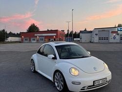 Vit Begagnad 2001 VW Beetle Highline Halvkombi | 35 000 kr (Bra pris)