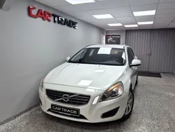 Vit Begagnad 2012 Volvo V60 Momentum Kombi | 84 900 kr (Bra pris)