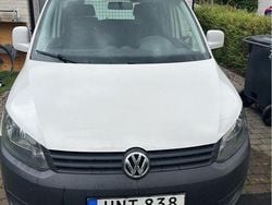 Vit Begagnad 2015 VW Caddy Minibuss | 70 000 kr (Superpris)