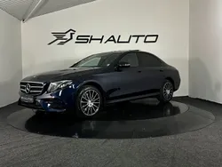 Mörkblå (blå) Begagnad 2016 Mercedes E220 AMG line Sedan | 259 900 kr (Lite dyr)