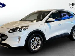 Vit (white) Begagnad 2022 Ford Kuga Titanium SUV | 244 900 kr (Bra pris)