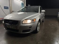 Grå Begagnad 2008 Volvo V50 Momentum Kombi | 27 500 kr (Bra pris)