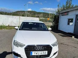 Vit Begagnad 2019 Audi A3 Sportback Proline Halvkombi | 165 000 kr (Marknadspris)