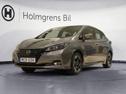Grå/silver Begagnad 2023 Nissan Leaf N-Connecta Halvkombi | 214 800 kr (Bra pris)