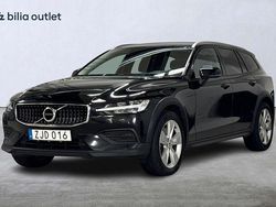 Svart Begagnad 2022 Volvo V60 CC Kombi | 209 900 kr (Bra pris)