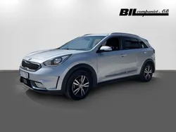 Grå Begagnad 2017 Kia Niro Advance SUV | 179 000 kr (Lite dyr)