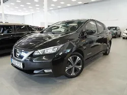 Svart Begagnad 2018 Nissan Leaf 360º Halvkombi | 134 800 kr (Dyr)